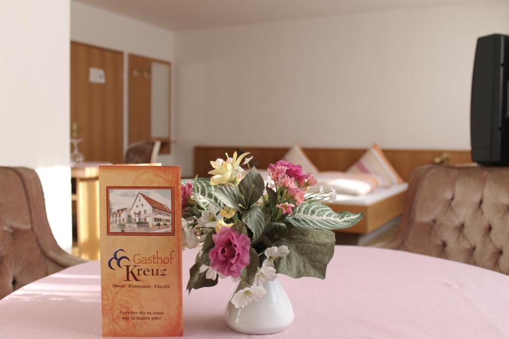 Gasthof Kreuz Hotell Heitersheim Exteriör bild