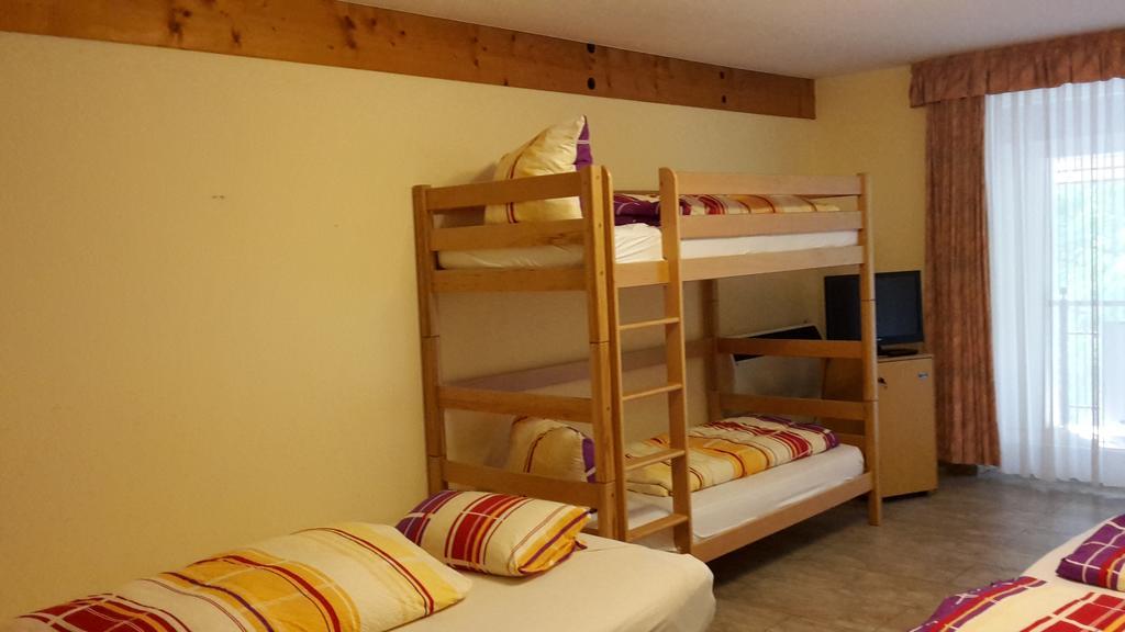 Gasthof Kreuz Hotell Heitersheim Exteriör bild
