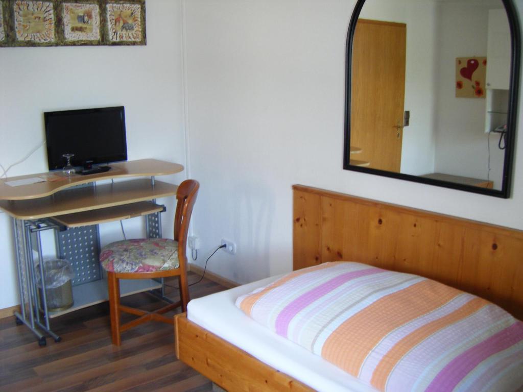 Gasthof Kreuz Hotell Heitersheim Exteriör bild